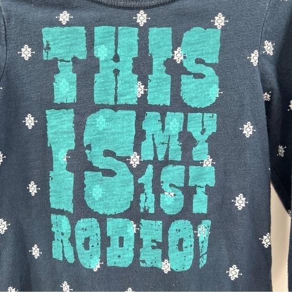 OSHKOSH B'GOSH Boy's "This is my first rodeo" Long Sleeve Top Size 2T - Picture 3 of 10